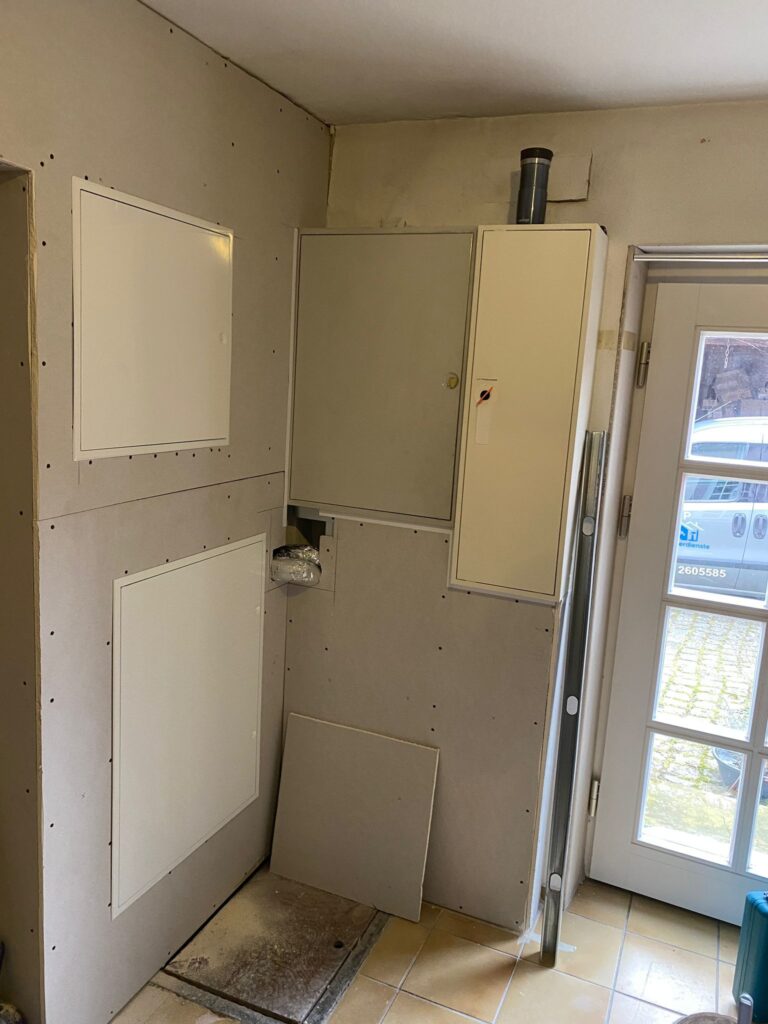 Abgeschlossene Trockenbauarbeiten in Worms – Verkleidung der Anlage fachgerecht ausgeführ