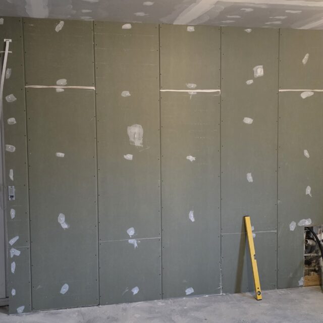 Trockenbau-Wandkonstruktion-Kueche-Feuchtraum