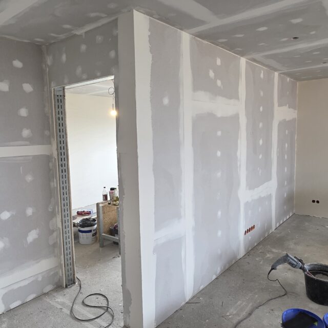 Staenderwand-Trockenbau-Tuerdurchgang